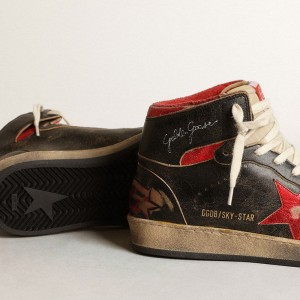 Golden Goose Sky-Star Sneakers In Black Glossy Leather With Red Star GWF00230.F003285.90235