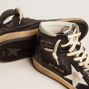 Golden Goose Sky-Star Sneakers In Black Nappa With White Star GWF00230.F002944.80203