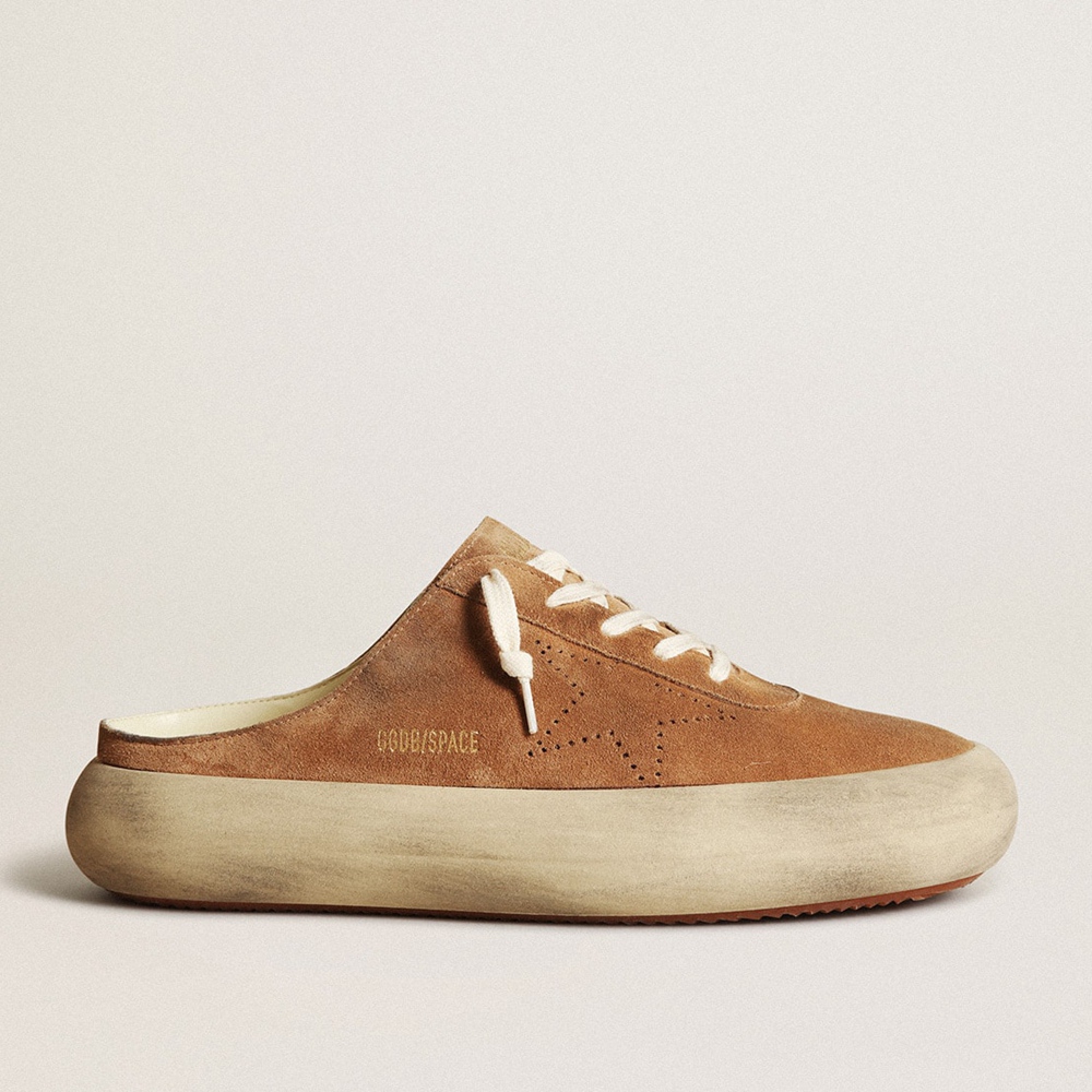 Golden Goose Space-Star Sabots Sneakers In Tobacco Suede With Perforated Star GMF00382.F003329.55353