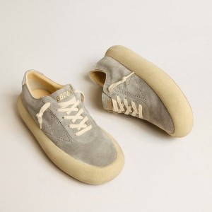 Golden Goose Space-Star Sneakers In Ice-gray Suede With Perforated Star GWF00376.F005253.70100