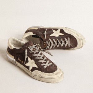 Golden Goose Super-Star Sneakers In Gray Suede With Ecru Nappa Star And Heel Tab GMF00364.F004563.60435