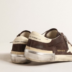 Golden Goose Super-Star Sneakers In Gray Suede With Ecru Nappa Star And Heel Tab GMF00364.F004563.60435