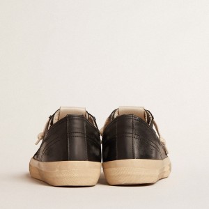 Golden Goose V-Star Sneakers In Black Nappa Leather With A Black Leather Star GWF00129.F005033.90100