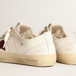 Golden Goose V-Star Sneakers In White Nappa With Red Glitter Star GWF00129.F003921.10350