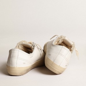 Golden Goose V-Star Sneakers With Leather Star And Beige Shearling Lining GWF00457.F003990.10318