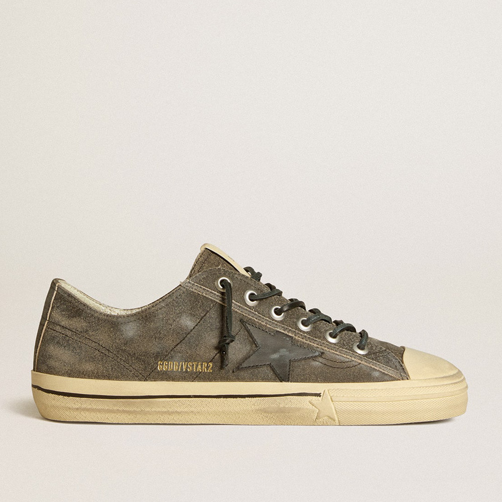 Golden Goose V-Star Sneakers In Black Suede With Black Leather Star