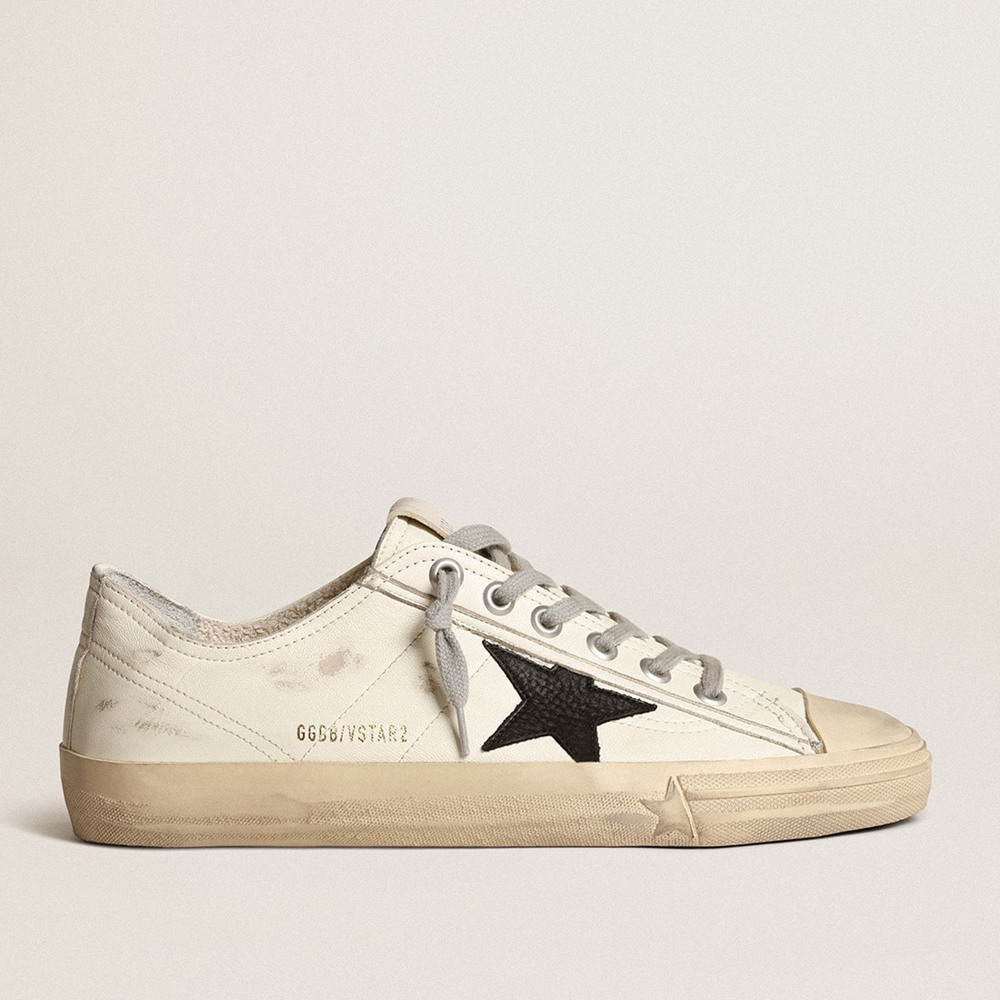 Golden Goose V-Star Sneakers Sneakers In Off-white Nappa Leather With Black Nubuck Star